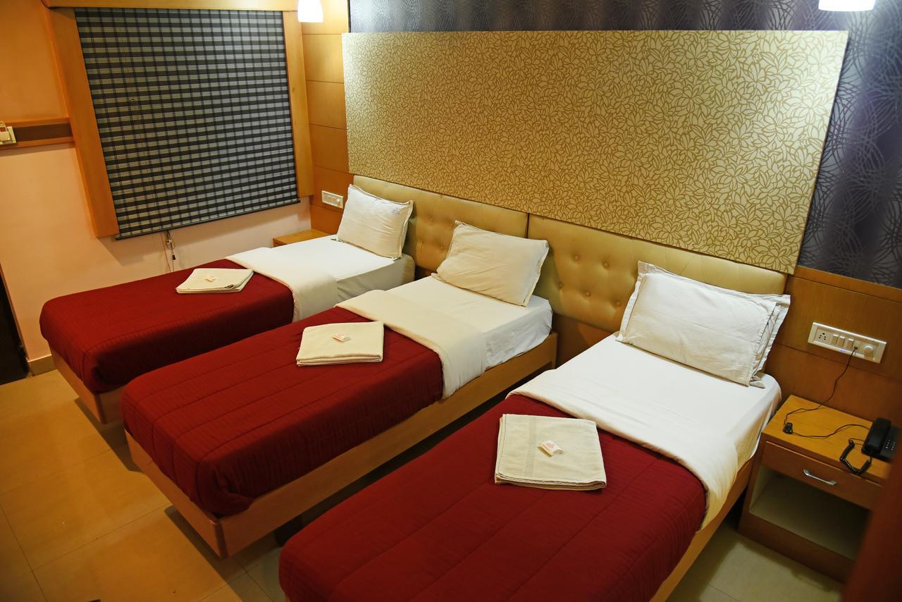 Hotel Grand Choice Bangalore Habitación foto