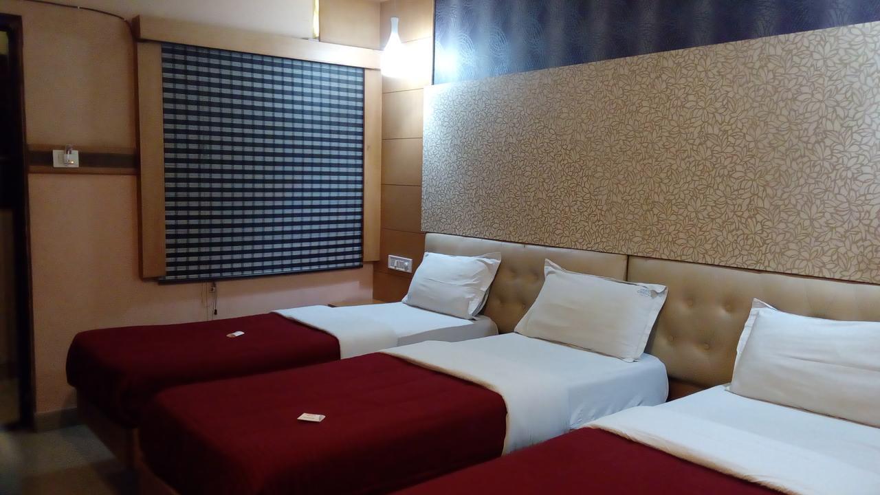 Hotel Grand Choice Bangalore Exterior foto