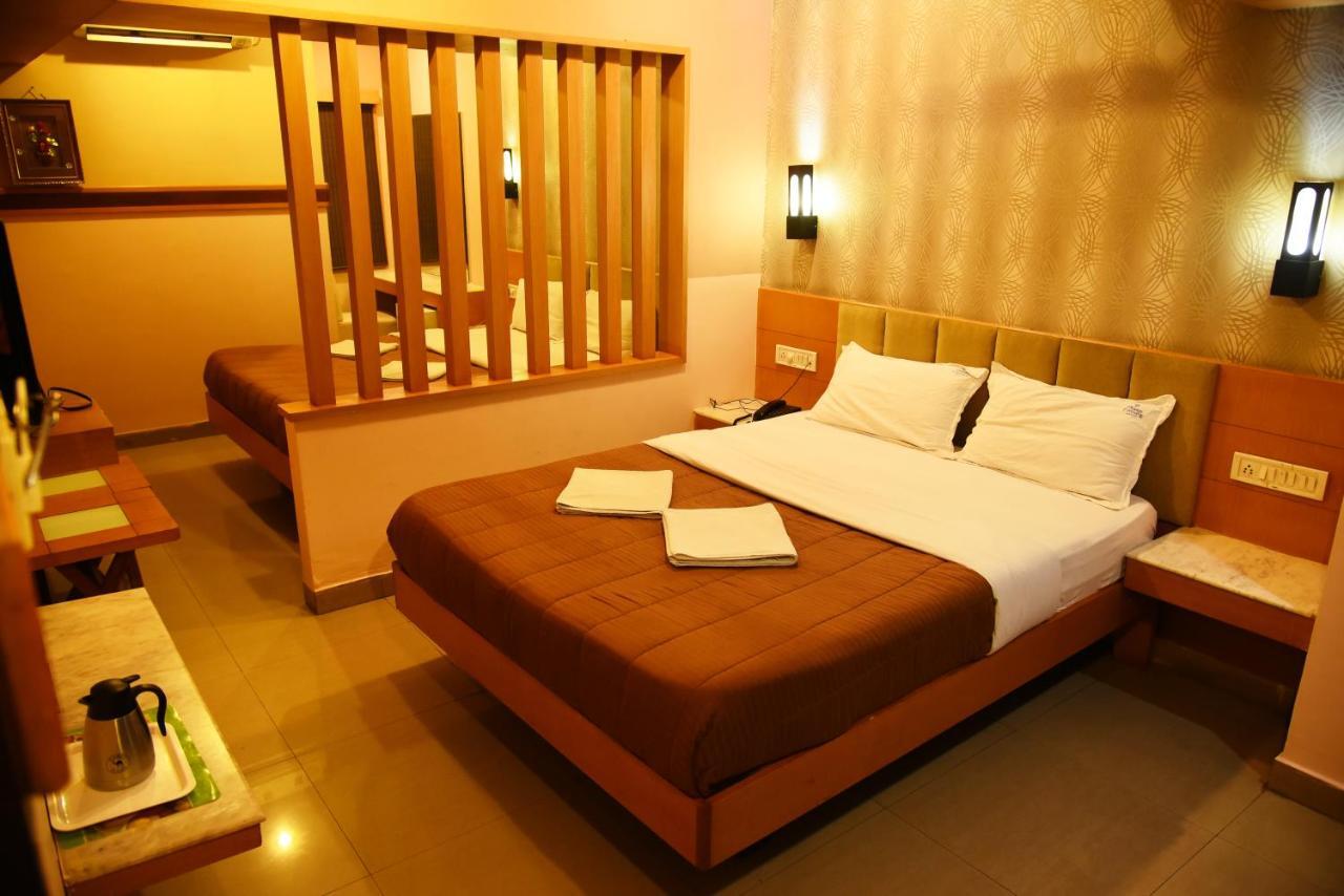 Hotel Grand Choice Bangalore Habitación foto