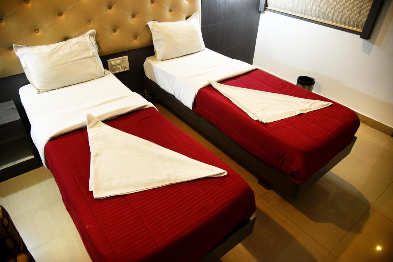 Hotel Grand Choice Bangalore Habitación foto